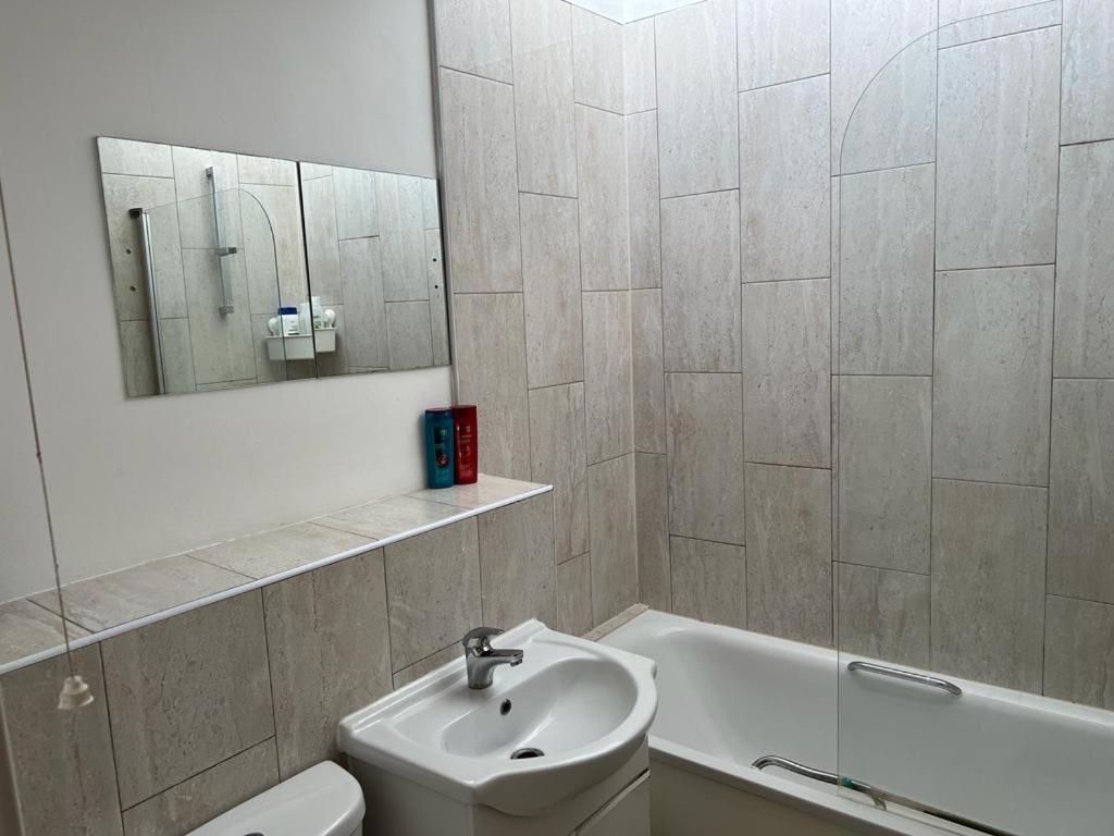 شقة Entire Flat In Euston-Kings Cross لندن المظهر الخارجي الصورة